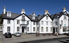 OYO Burnett Arms Hotel